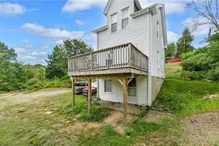 126 Cyrano Ave, Ross Twp, PA 15214 - Photo 9