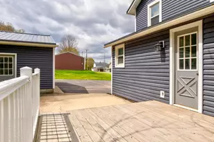 1855 W Lawrence Ave, Ellwood City, PA 16117 - Photo 25