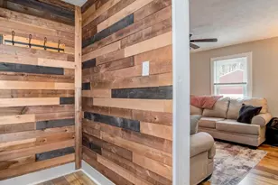 1855 W Lawrence Ave, Ellwood City, PA 16117 - Photo 5