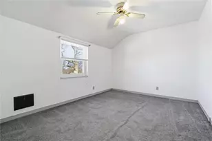 543 Old Farm Rd, Baldwin Twp, PA 15234 - Photo 25