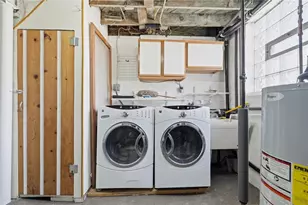 543 Old Farm Rd, Baldwin Twp, PA 15234 - Photo 27