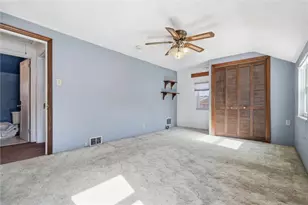 543 Old Farm Rd, Baldwin Twp, PA 15234 - Photo 19