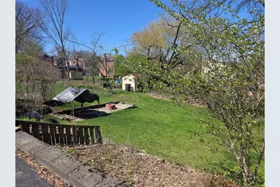 543 Old Farm Rd, Baldwin Twp, PA 15234 - Photo 9