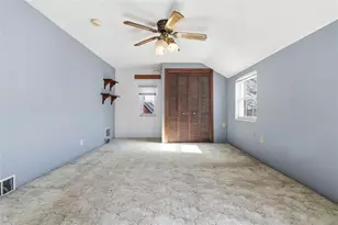 543 Old Farm Rd, Baldwin Twp, PA 15234 - Photo 21