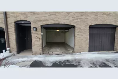 711 Newton Square, Moon/Crescent Twp, PA 15108 - Photo 15