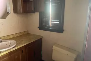 215 N 4th St, Youngwood, PA 15697 - Photo 15