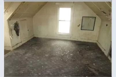 215 N 4th St, Youngwood, PA 15697 - Photo 11