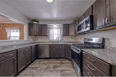 2704 Skyline Drive, West Mifflin, PA 15122 - Photo 3