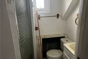 426 E 2nd Ave, Tarentum, PA 15084 - Photo 17