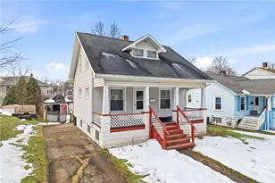 1090 Griswold St, Sharon, PA 16146 - Photo 3