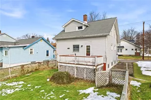 1090 Griswold St, Sharon, PA 16146 - Photo 7