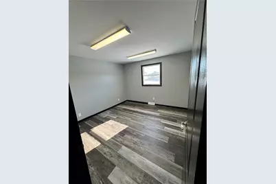 810 Carlton Drive, Bentleyville, PA 15314 - Photo 9