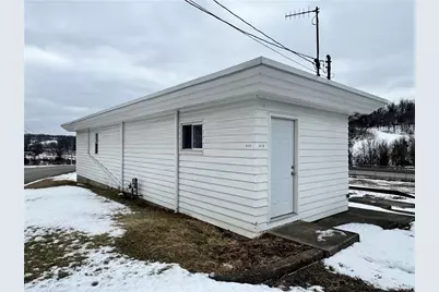 810 Carlton Drive, Bentleyville, PA 15314 - Photo 5