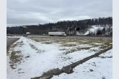 810 Carlton Drive, Bentleyville, PA 15314 - Photo 17