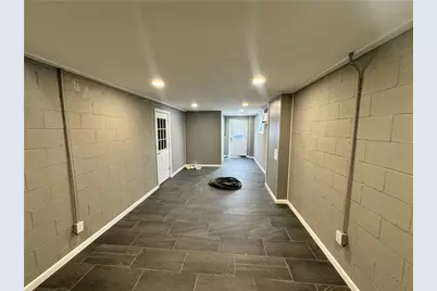 797 Carlton Dr, Bentleyville, PA 15314 - Photo 9