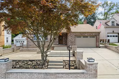 755 Massachusetts St, Ellwood City, PA 16117 - Photo 3