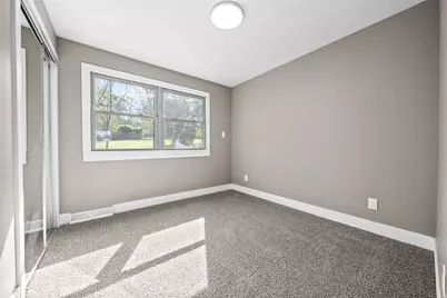 755 Massachusetts St, Ellwood City, PA 16117 - Photo 25