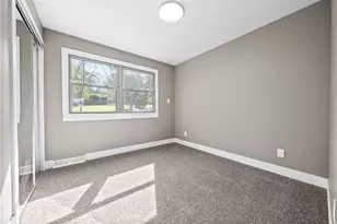 755 Massachusetts St, Ellwood City, PA 16117 - Photo 25