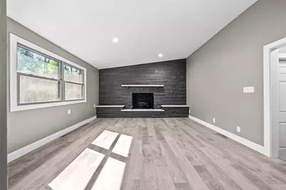 755 Massachusetts St, Ellwood City, PA 16117 - Photo 19