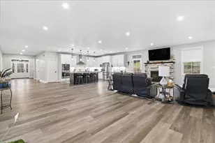 1746 Route 980, Cecil, PA 15317 - Photo 17