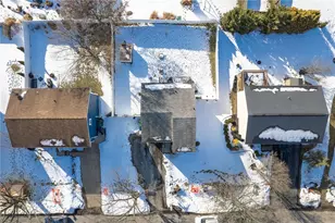 200 Kirkwood Dr, Cranberry Township, PA 16066 - Photo 27