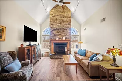 322 Woodcrest Dr, North Fayette, PA 15108 - Photo 17