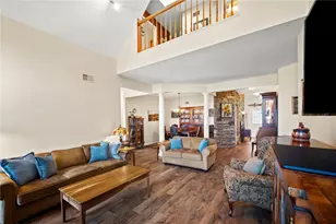 322 Woodcrest Dr, Coraopolis, PA 15108 - Photo 19