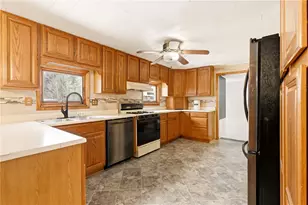 1306 Pitt St, Jennerstown Boro, PA 15547 - Photo 17