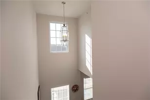 246 Grace Manor Dr, Robinson Twp, PA 15108 - Photo 15