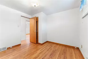 732 Somerville Dr, Pittsburgh, PA 15243 - Photo 21