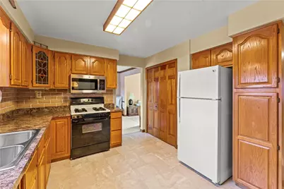 1101 Grouse Run Rd, Bethel Park, PA 15102 - Photo 11