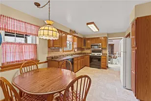 1101 Grouse Run Rd, Bethel Park, PA 15102 - Photo 9