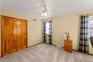 1101 Grouse Run Rd, Bethel Park, PA 15102 - Photo 19