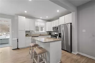 2267 Flint Dr, South Strabane, PA 15301 - Photo 9