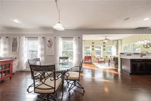 438 White Pine Ln, Economy, PA 15005 - Photo 9