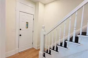 5473 Kincaid St, Pittsburgh, PA 15206 - Photo 5