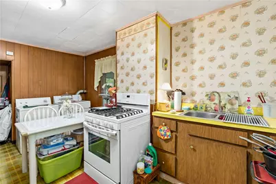 1042 Blackadore St, Pittsburgh, PA 15221 - Photo 13