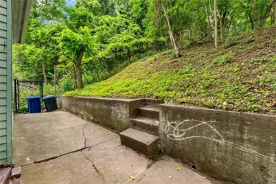 1042 Blackadore St, Pittsburgh, PA 15221 - Photo 29