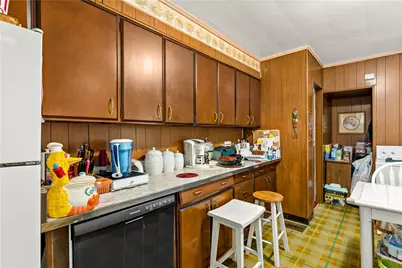 1042 Blackadore St, Pittsburgh, PA 15221 - Photo 11