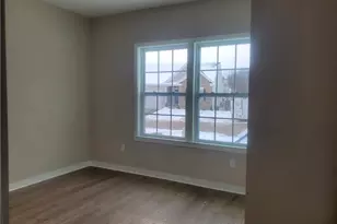 298 Olivia Dr, Pittsburgh, PA 15068 - Photo 7