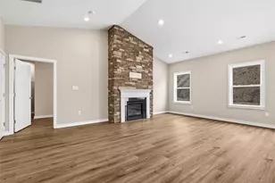 298 Olivia Dr, New Kensington, PA 15068 - Photo 7