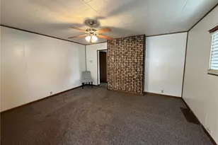 820 Main St, Springdale Township, PA 15049 - Photo 5