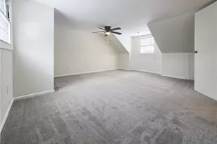 524 MacFarlane Dr, Pittsburgh, PA 15235 - Photo 17