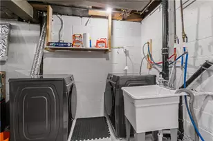 369 Maytide St, Pittsburgh, PA 15227 - Photo 23