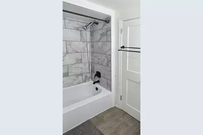 369 Maytide St, Pittsburgh, PA 15227 - Photo 15