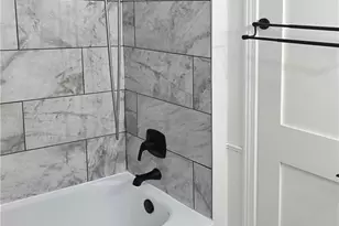 369 Maytide St, Pittsburgh, PA 15227 - Photo 15