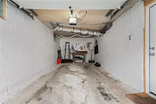 369 Maytide St, Pittsburgh, PA 15227 - Photo 25