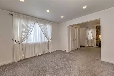 1628 Vermont Ave, White Oak, PA 15131 - Photo 11