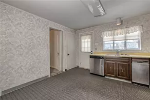 1628 Vermont Ave, White Oak, PA 15131 - Photo 9