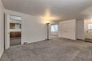 1628 Vermont Ave, White Oak, PA 15131 - Photo 7